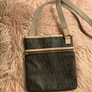 MICHAEL KORS crossbody
